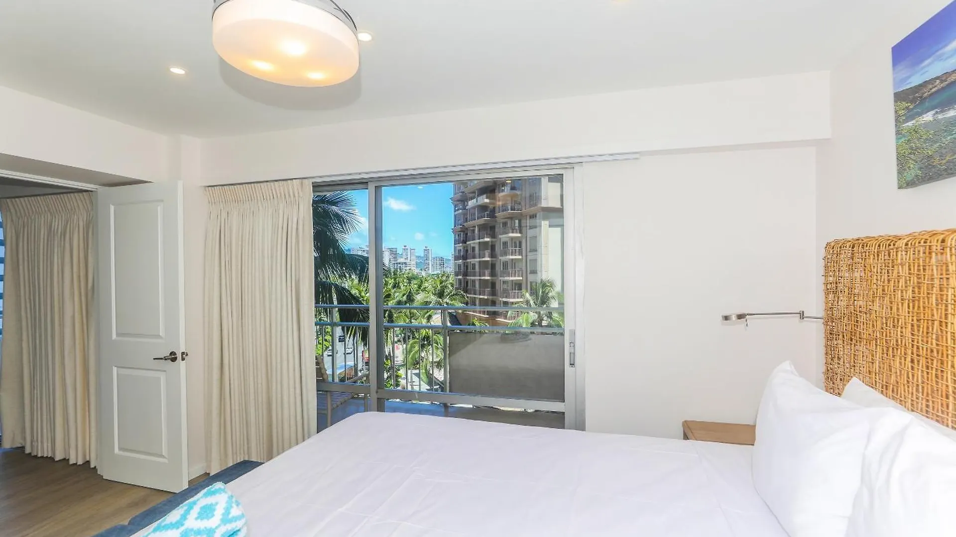 Ilikai Tower 525 City View 2Br Honolulu